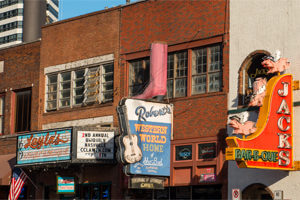 exterior of roberts western world nashville honky tonk