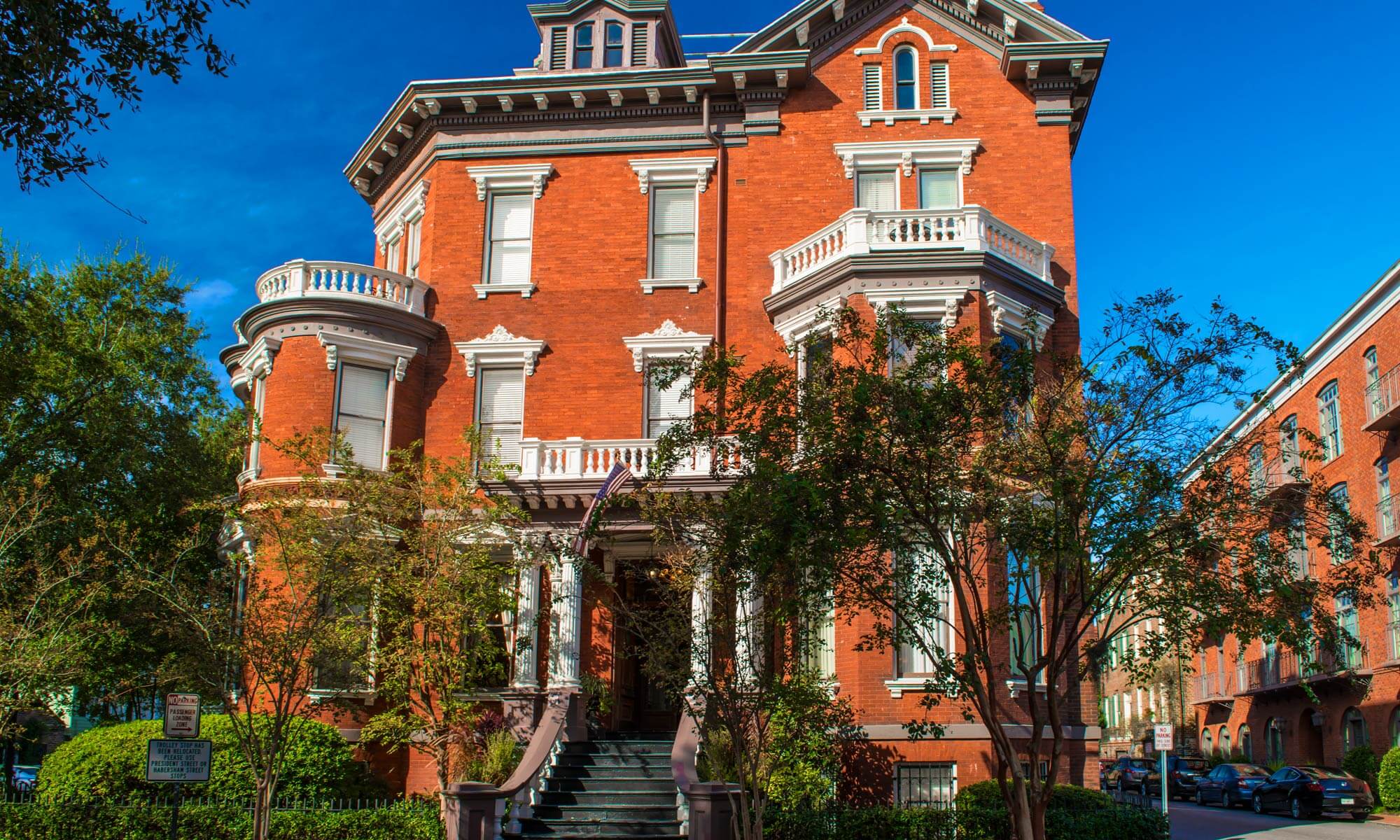 The exterior of the William Kehoe House historic bed and breakfast in Savannah, GA