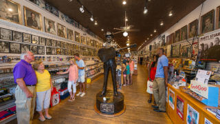 Ernest Tubb Record Shop - ernest tubb record shop interior