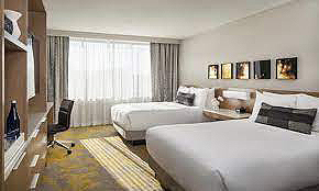 Hilton Washington DC Capitol Hill bedroom