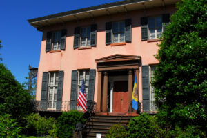 exterior of the andrew low house in savannah