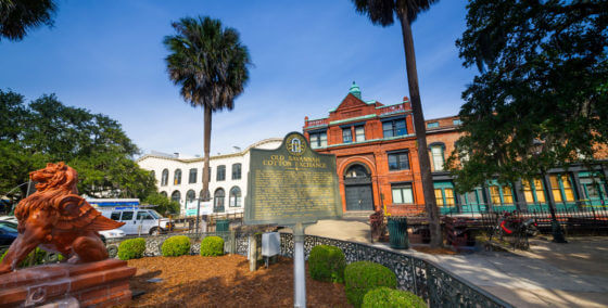 quick driving tour of savannah savannah bee company