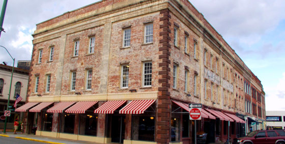 quick driving tour of savannah savannah bee company