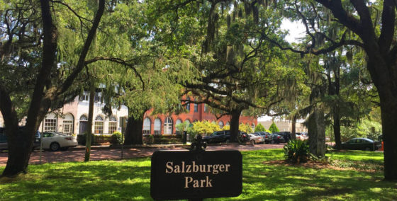 quick driving tour of savannah salzburgers-monument
