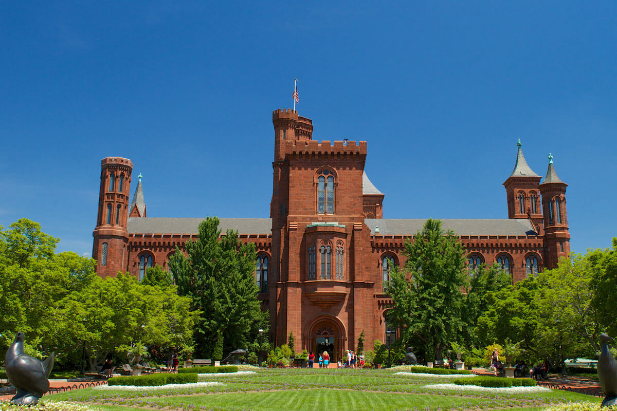 Smithsonian Castle Washington DC Information Guide