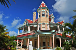 Complete Guide To The Southernmost House Hotel Key West