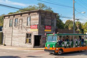 st augustine trolley potters wax museum