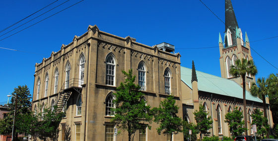 quick driving tour of savannah st-johns-episcopal-church