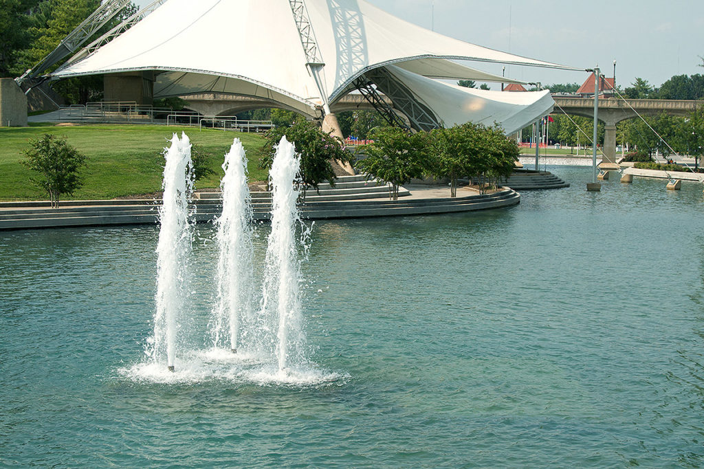 Tennessee Amphitheater surrounded by water and fountains