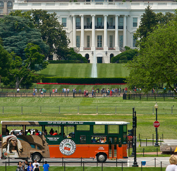 washington dc trolley white house