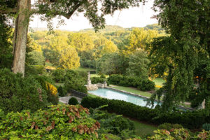 view of the gardens, mountains and pool at Cheekwood Estate & Gardens