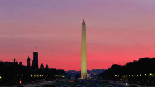 Washington monument at sunset on dc night tour