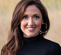 Old Town Trolley Tours Savannah cast member named Laura