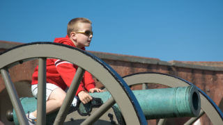 Kid Friendly Vacation on Tybee Island GA - tybee island fort pulaski cannon
