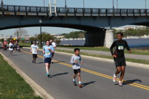 runners at anacostia public park in washington dc