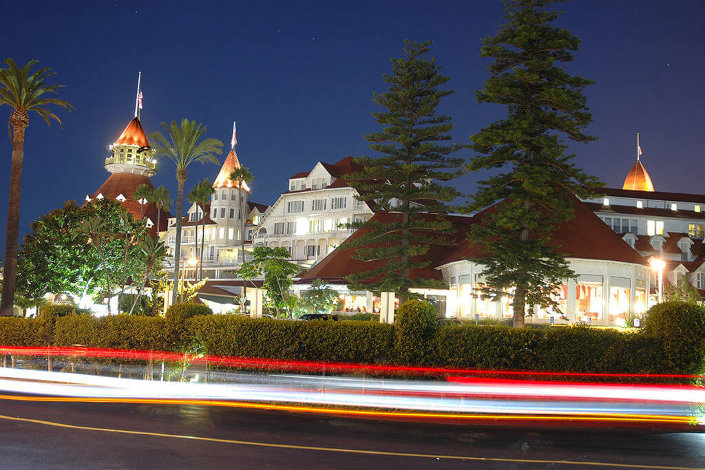 hotel del coronado night