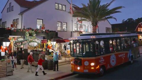 San Diego holiday tour trolley