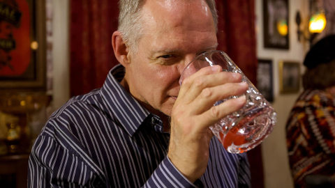 man tasting savannah bourbon at savannah whiskey tasting class