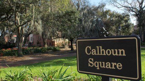 Savannah calhoun square