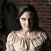 Savannah cast member Lindsey