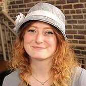 Savannah cast member kya