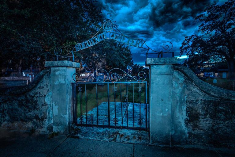 Huguenot Cemetery gates at night
