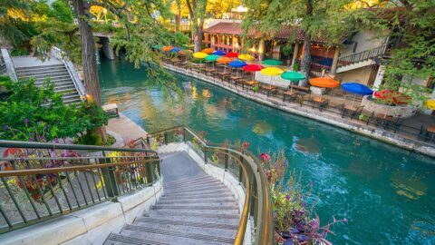 River Walk in San Antonio Guide