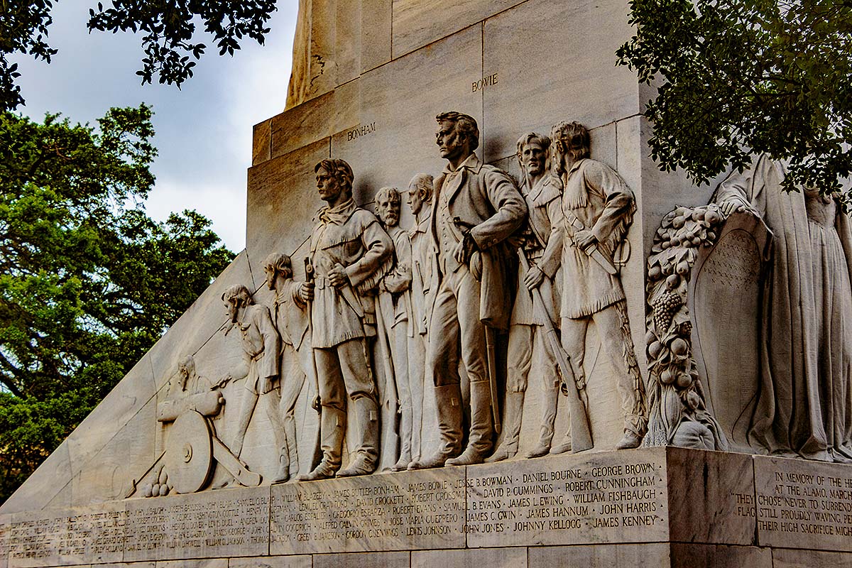 San Antonio Alamo Cenotaph Monument