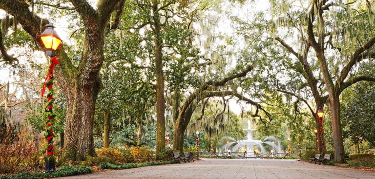 Savannah Forsyth Park during winter