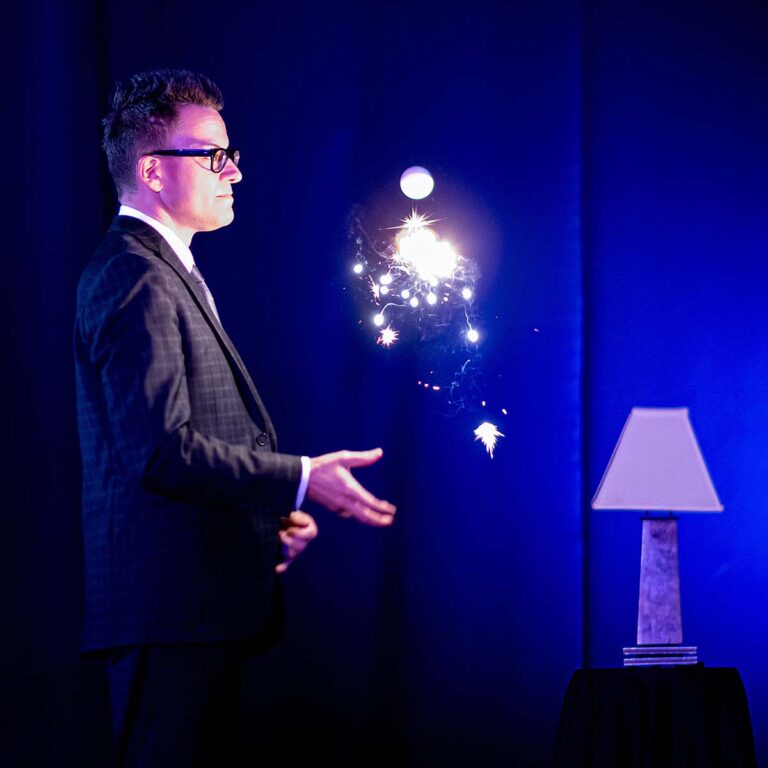 Magic Saloon act