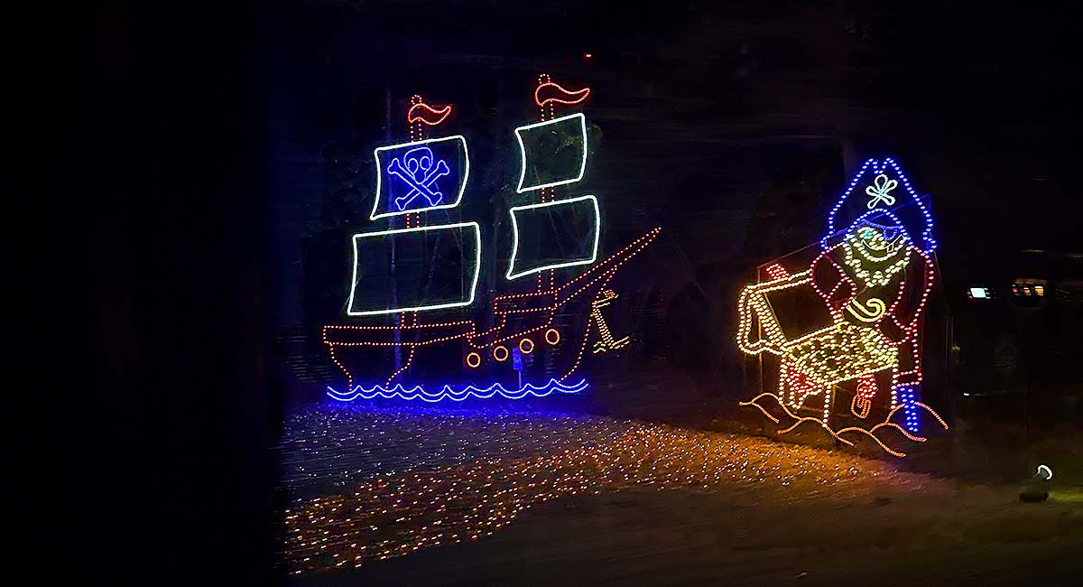 Savannah festival of lights display