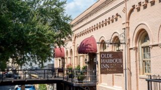 Olde Harbour Inn - Olde Harbour Inn