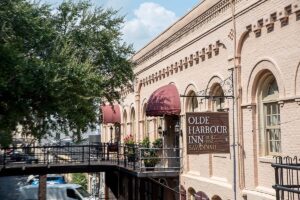 Savannah Olde Harbour Inn