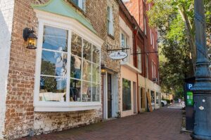 Red Clover Boutique in Savannah
